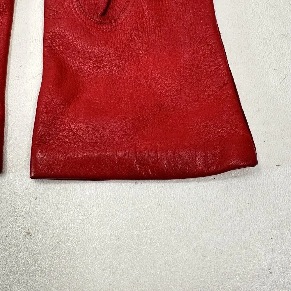 Liz Claiborne Leather Gloves Women 6.5 Lined Logo Red Past Wrist